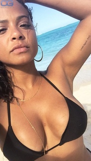 christina-milian-beach-448675